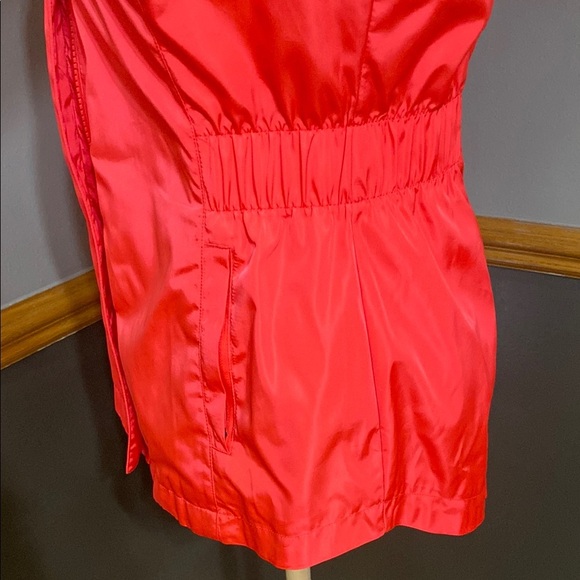 Fila coral (orangish -red) lightweight Hooded rain Jacket size XS - Picture 5 of 9